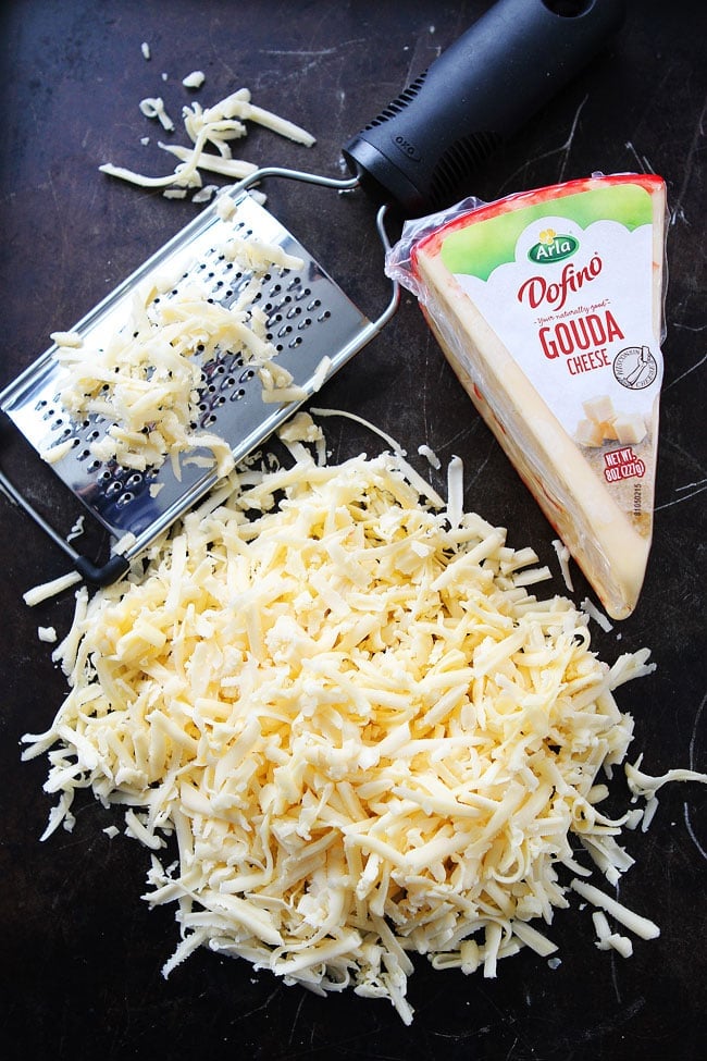 Cheesy Bacon Pull-Apart Bread Recipe 