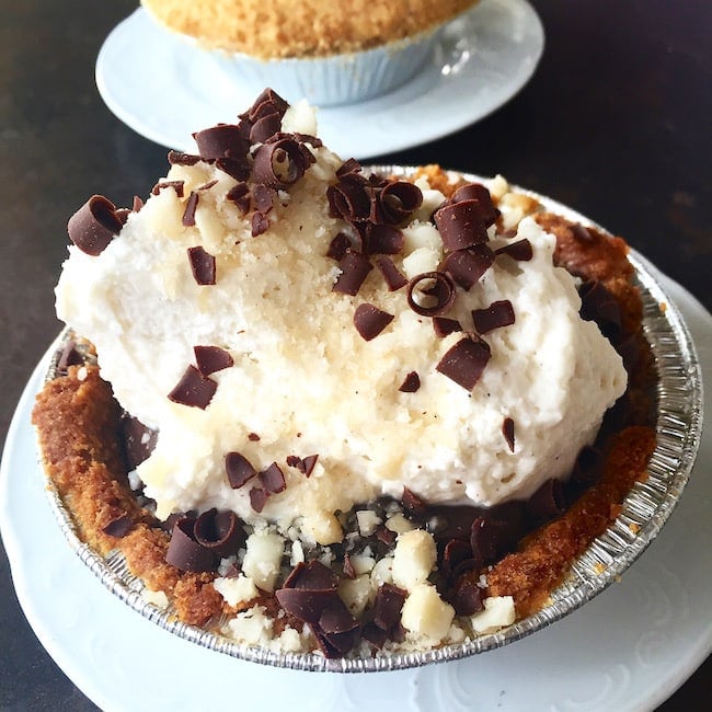 Leoda's Pie in Maui, plus a list of the BEST places to eat in Maui, Hawaii on twopeasandtheirpod.com Leoda's Pie