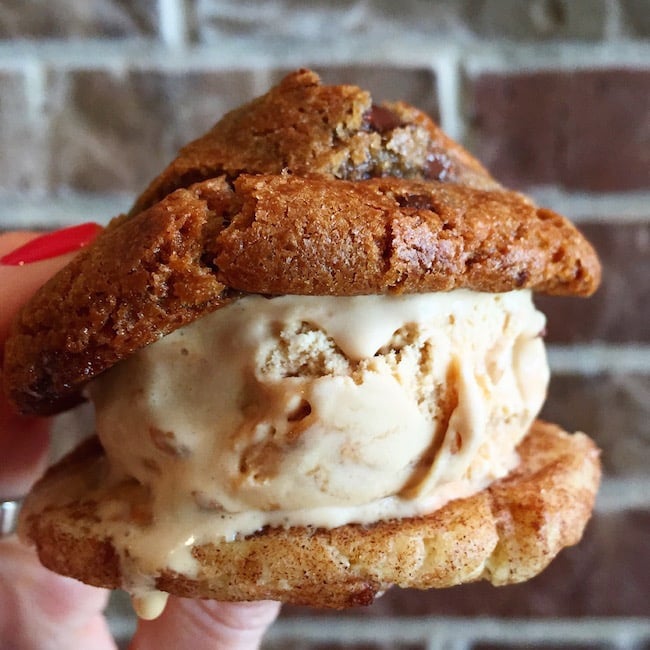 The BEST places to eat in Austin, Texas on twopeasandtheirpod.com The BEST places to eat in Austin, Texas