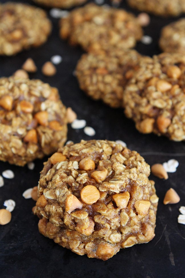 Brown Butter Pumpkin Oatmeal Scotchies Recipe on twopeasandtheirpod.com Brown butter pumpkin oatmeal cookies with butterscotch chips! These cookies are amazing! Brown Butter Pumpkin Oatmeal Cookies