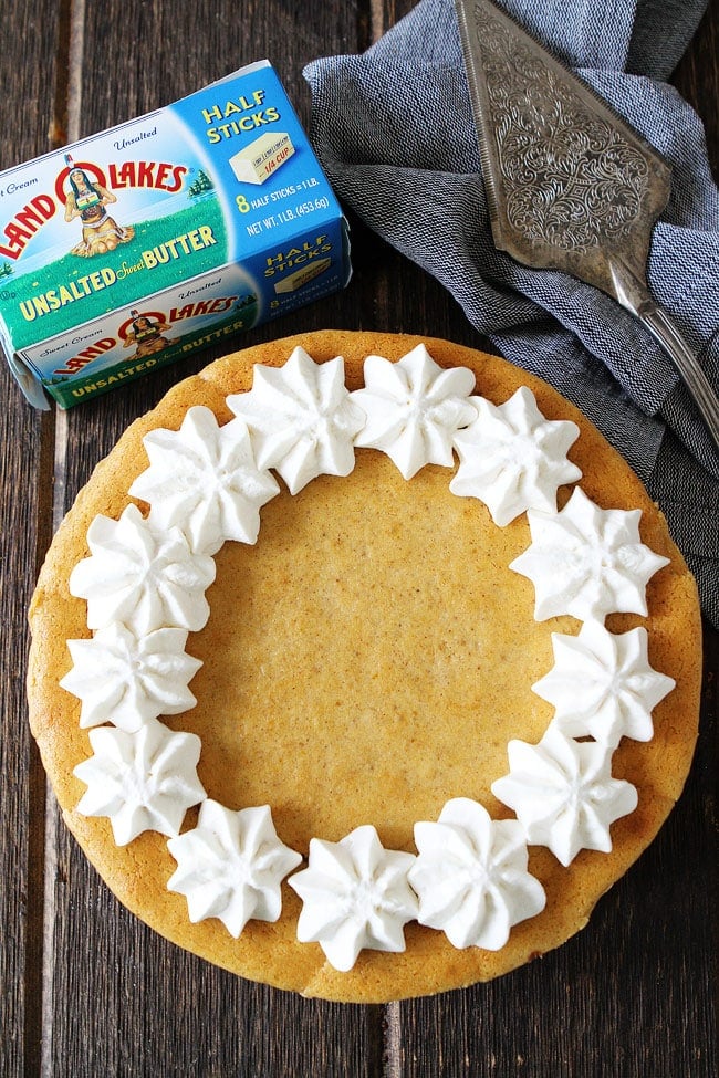 Pumpkin Cheesecake with Brown Butter Gingersnap Crust Recipe on twopeasandtheirpod.com This creamy and rich pumpkin cheesecake is perfect for fall and holiday celebrations. The brown butter gingersnap crust is perfection! Pumpkin Cheesecake with Brown Butter Gingersnap Crust Recipe