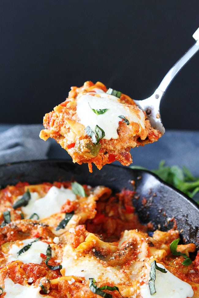 Easy Skillet Vegetable Lasagna Recipe on twopeasandtheirpod.com This easy lasagna is made in ONE skillet and makes a great weeknight meal. Easy Skillet Vegetable Lasagna Recipe
