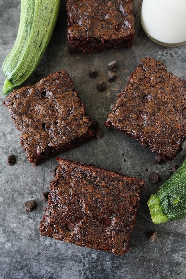 The BEST Zucchini Recipes! You will want to make them all this summer! #zucchini #zucchinirecipes #summer Best zucchini recipes for garden zucchini