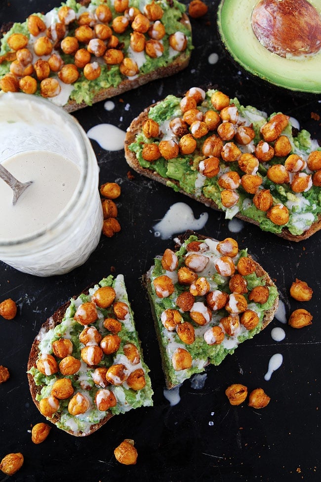 Roasted Chickpea Avocado Toast-this easy healthy recipe is great for breakfast, lunch, or snack time! #vegan #vegetarian #avocado #chickpeas #easyrecipes Avocado Toast Recipe