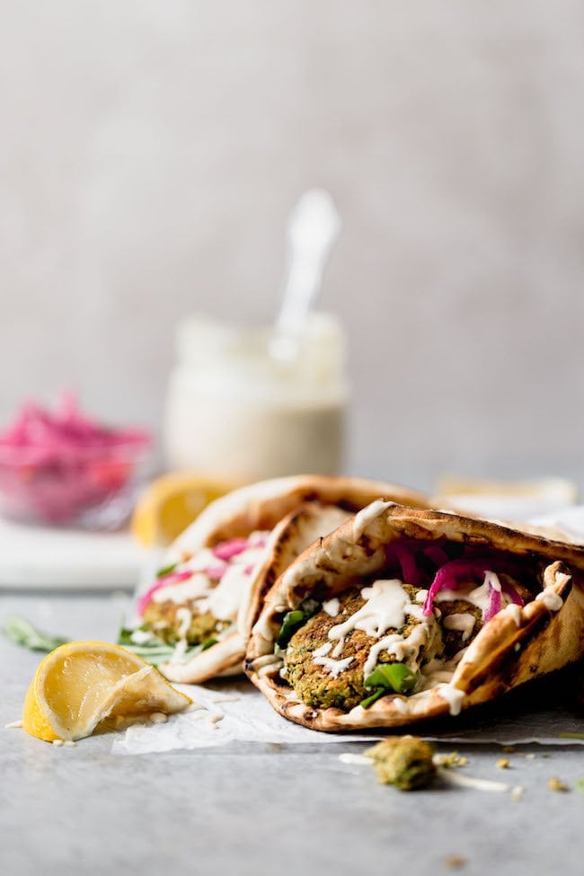Easy falafel recipe that you can make at home! #falafel #vegan #vegetarian #glutenfree #healthyrecipe Falafel in pita