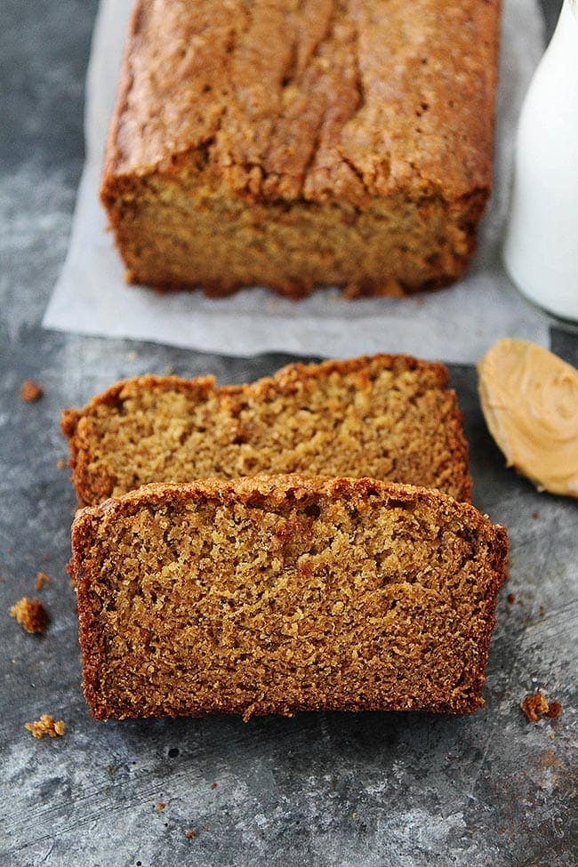 Peanut Butter Banana Bread is the perfect banana bread recipe for peanut butter lovers! #banana #bananabread #peanutbutter #baking #easyrecipe #vegetarian Peanut Butter Banana Bread slice