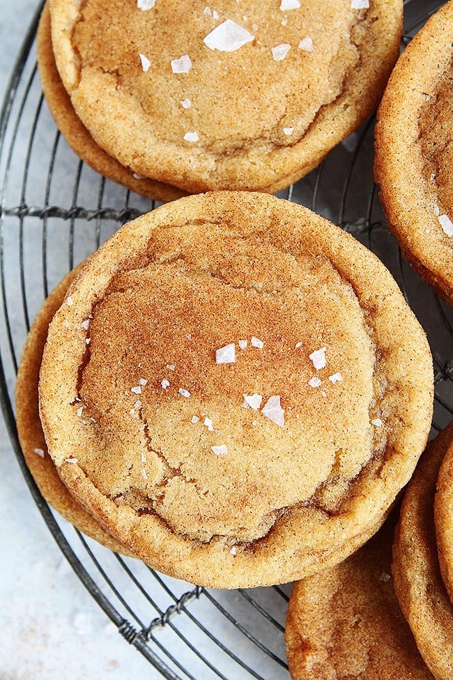 Brown Butter Salted Caramel Snickerdoodles Are Made With Brown Butter And Have A Caramel Surprise In The Center. If You Like Classic Snickerdoodle Cookies, You Will LOVE This Snickerdoodle Recipe. They Are Amazing! #snickerdoodle #cookies #baking #Christmas #holidays #brownbutter #caramel #dessert Brown Butter Snickerdoodles