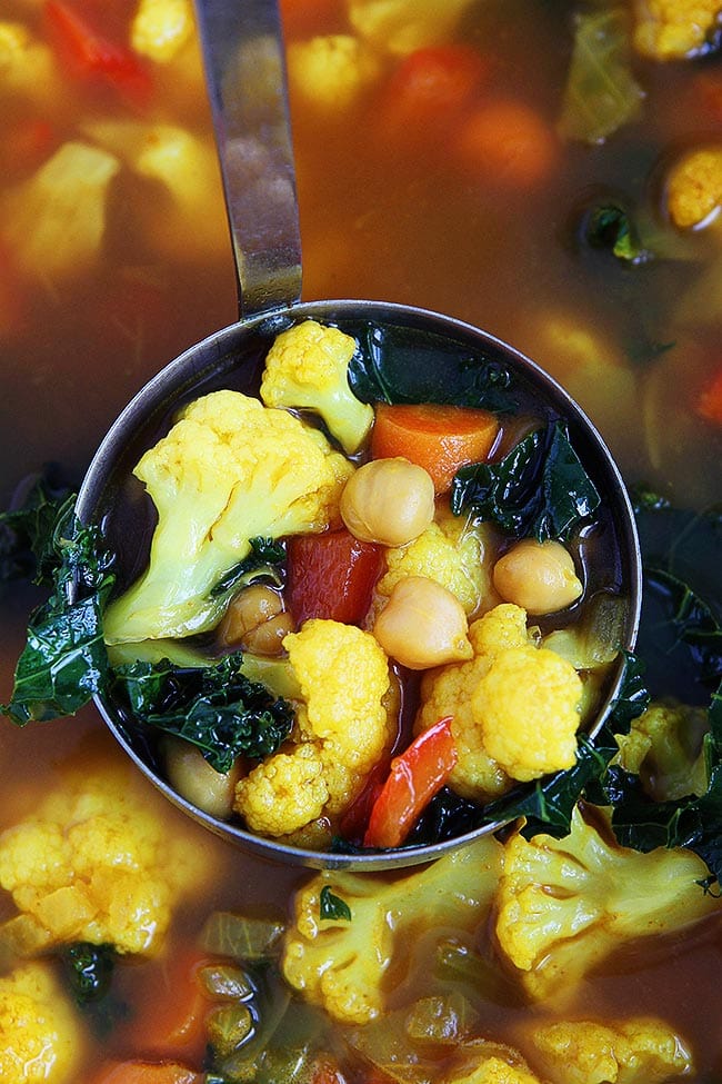Turmeric Chickpea Vegetable Soup-this healthy vegetable soup is vegan, gluten-free, and SO delicious! #soup #vegetablesoup #vegan #glutenfree #vegetarian #healthyrecipe #easyrecipe #souprecipe Healthy Turmeric Chickpea Vegetable Soup