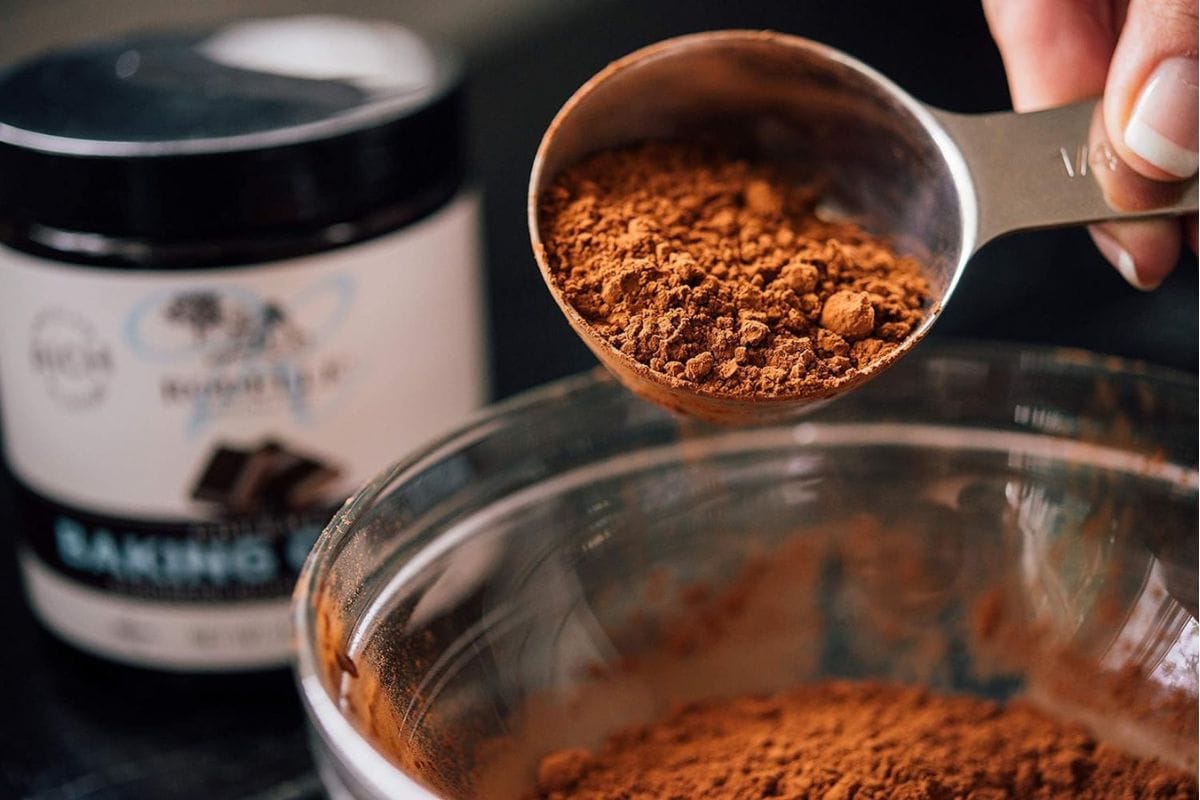 Tablespoon of cocoa powder