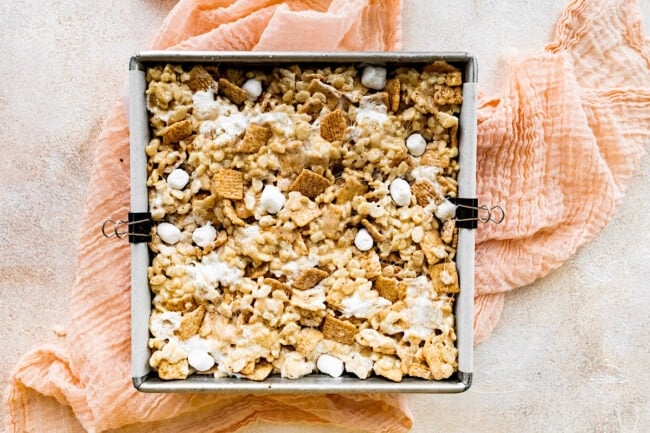 cinnamon toast crunch rice krispie treats in pan.