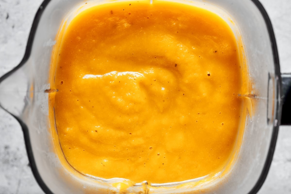 butternut squash soup in blender.