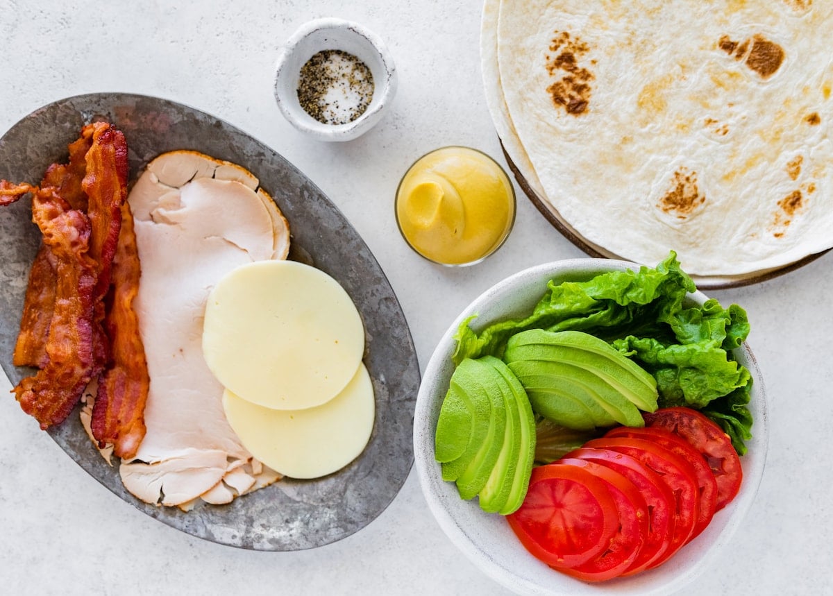 ingredients to make turkey wrap.