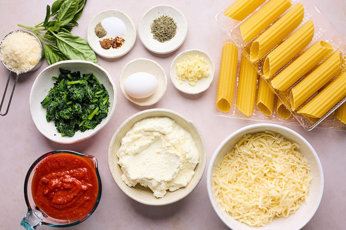 ingredients to make manicotti.