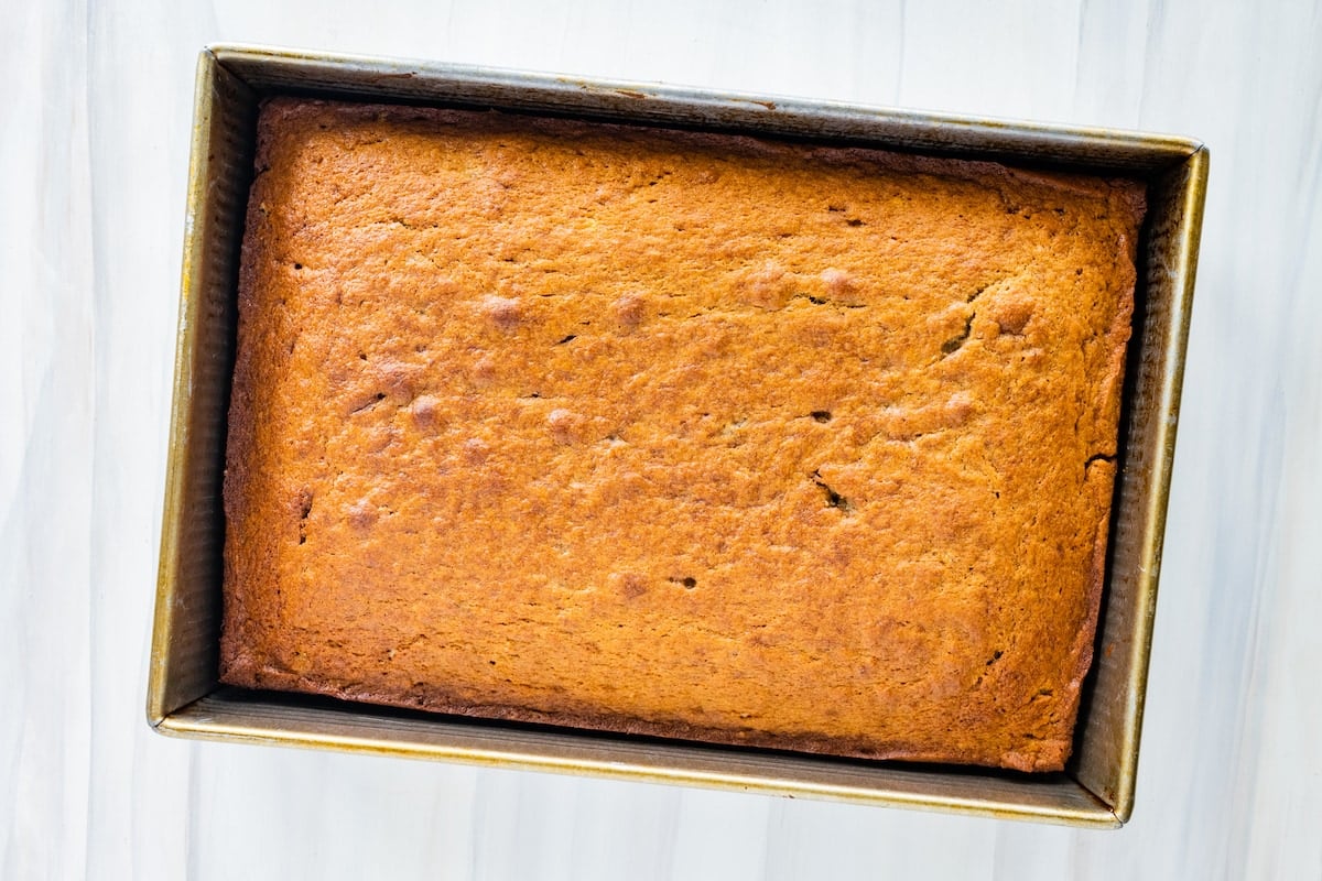 banana cake in cake pan.