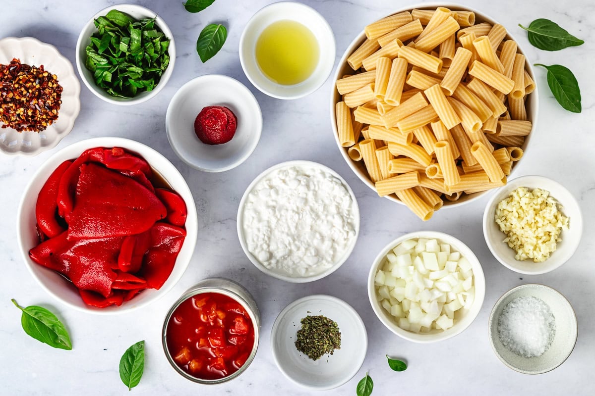 ingredients to make cottage cheese pasta sauce.