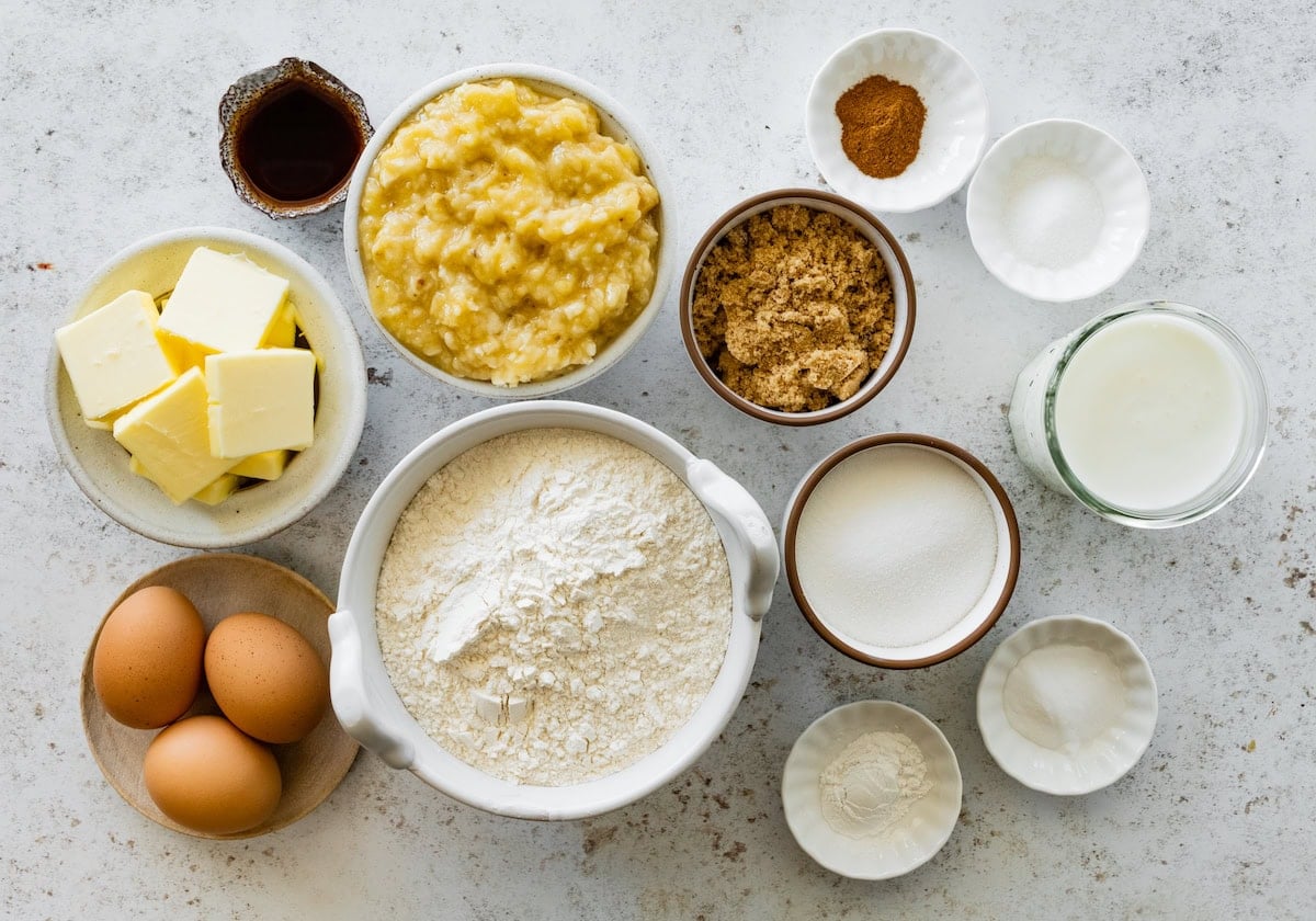 ingredients in bowls to make cinnamon swirl banana cake.